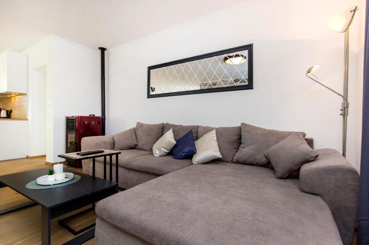 Holiday Home Lucia Лозовац Экстерьер фото